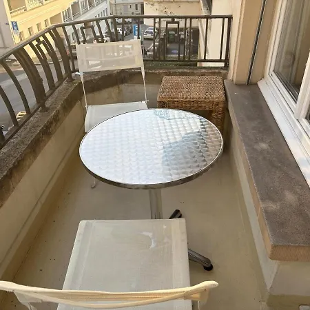 Quelques 6 Minutes A Pied De La Gare De * 洛桑